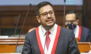 Carlos Zeballos renuncia a la bancada de Podemos Perú por "razones de conciencia"