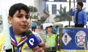 Noble labor: Jóvenes scouts dirigen el tránsito por día de Santa Rosa de Lima