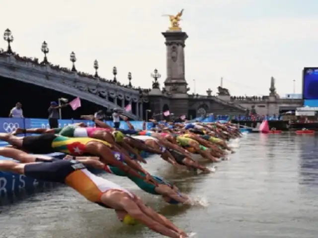 Francia defiende calidad del agua del Sena, pese a reportes de nadadores enfermos por infecciones gastrointestinales