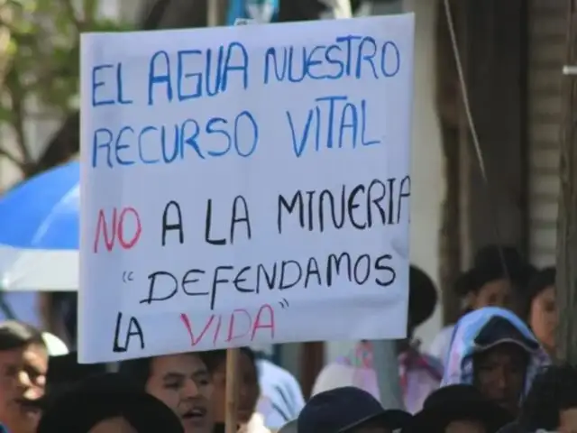 Paro indefinido en Ayacucho: 15 mil manifestantes contra la minería en cuarto día de protesta