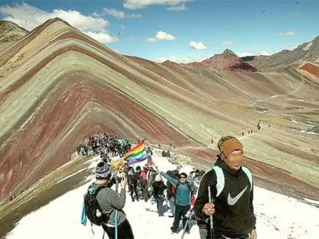 Cusco: un muerto y un herido grave deja disputa por administración de la montaña de Siete Colores