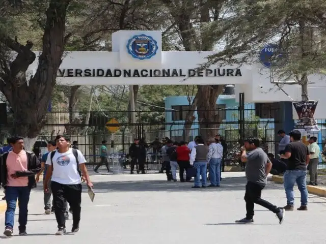 Estudiantes de la Universidad Nacional de Piura exigen salida del rector