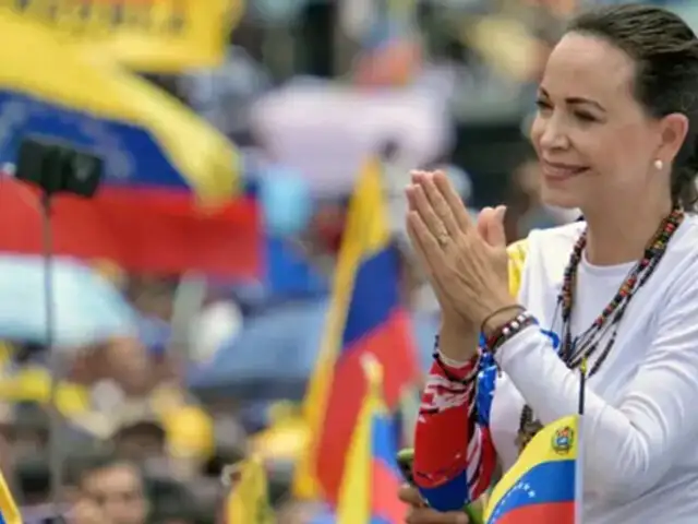 María Corina Machado reapareció en público en evento antichavista en Caracas