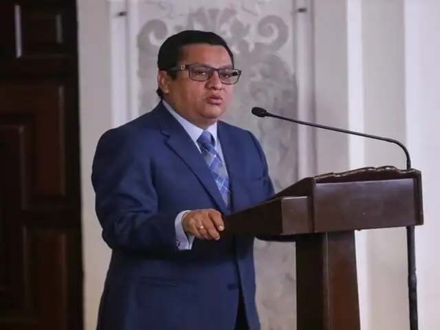 Ministro de Salud afirma que Perú ha contenido "mejor" el avance del dengue en Latinoamérica