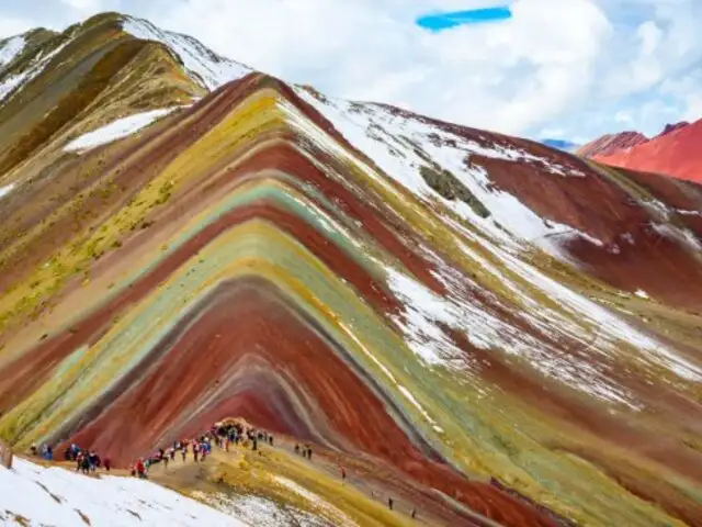 Cusco: evalúan declarar en emergencia la Montaña de Siete Colores por conflictos entre comunidades