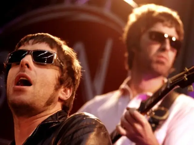 ¡Es oficial, Oasis está de vuelta! Noel y Liam Gallagher anuncian gira en 2025