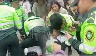 Se registra enfrentamientos entre vendedores ambulantes y policías en VES