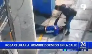 Miraflores: Ladrón roba celular de hombre que estaba dormido en la calle