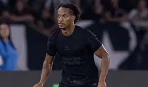 André Carrillo debutó en el Corinthians enfrentando al Botafogo