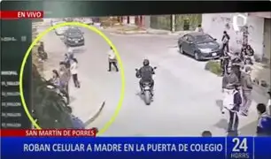 SMP: madre de familia es asaltada en la puerta del colegio de su hijo