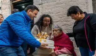 Abuelita de 100 años es coronada Reina de la Primavera en emotivo homenaje