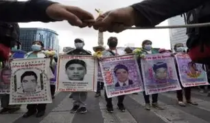 México marcha por Ayotzinapa: 10 años exigiendo la verdad sobre los 43 desaparecidos