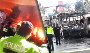 Incendio consume 25 buses de transporte público: Las causas son materia de investigación