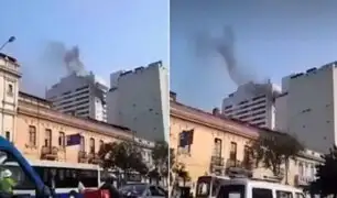 Cercado de Lima: Incendio de alta intensidad arrasa edificio en la avenida Nicolás de Piérola