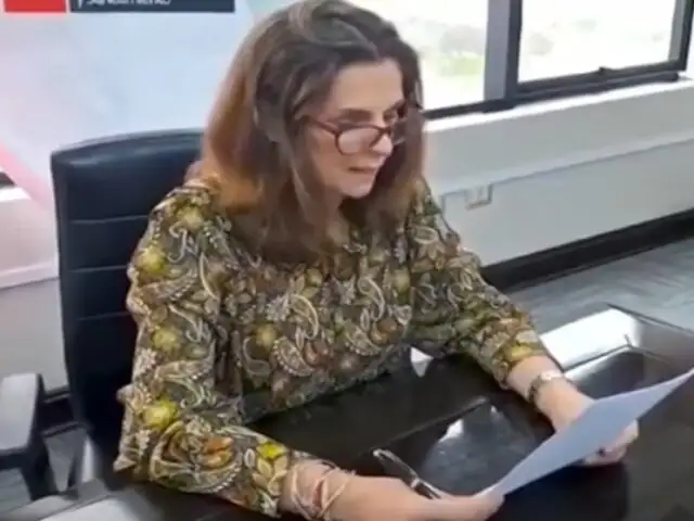 Hania Pérez de Cuéllar anuncia en video su renuncia al cargo de ministra de Vivienda