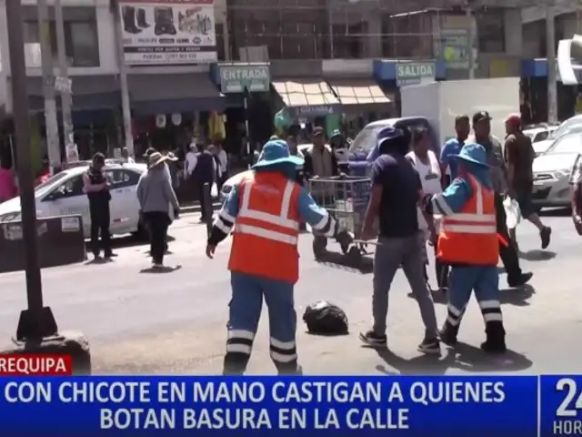 Arequipa: castigan a chicotazos a personas que arrojan su basura en la calle