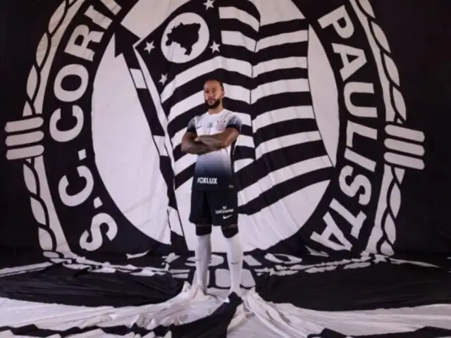 Memphis Depay es recibido como un crack en Corinthians: compartirá vestuario con Carrillo