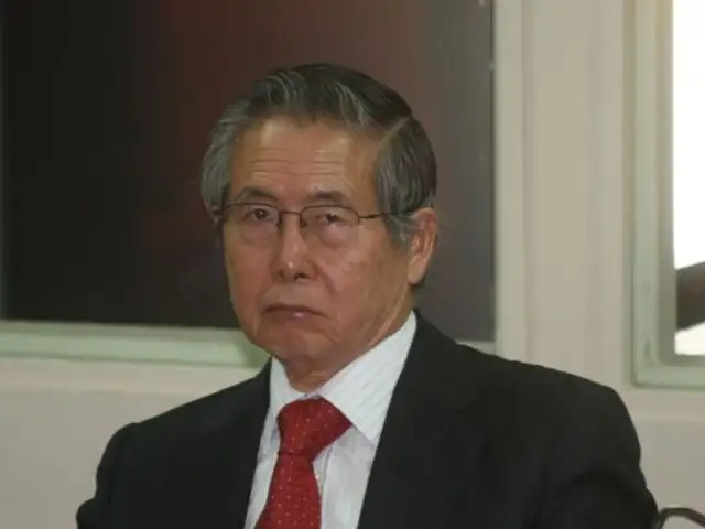 Congreso aprueba devolver firma de Alberto Fujimori a la Constitución de 1993