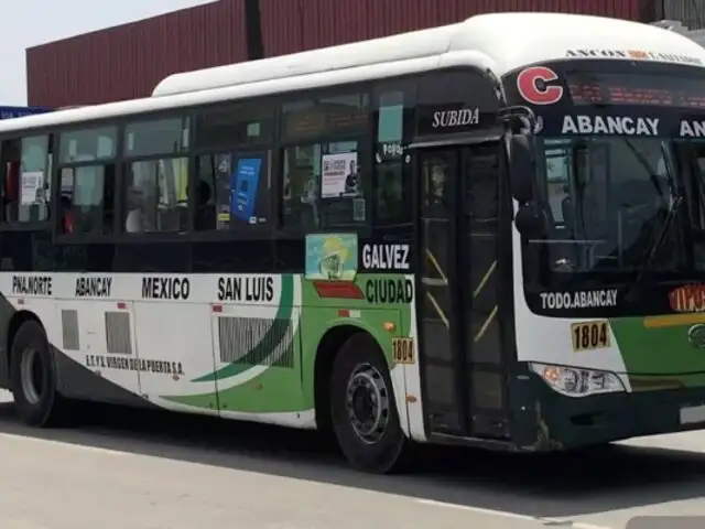 ¡Siguió manejando pese a estar herido! Sicarios disparan contra chofer de bus en Ancón