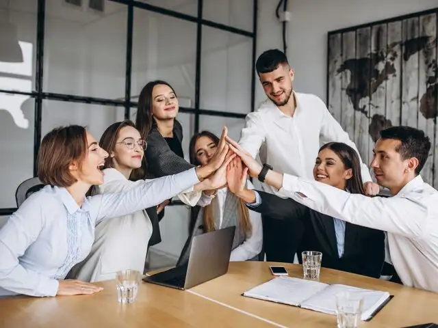 ¿Qué hacer para equilibrar emociones y decisiones en mi negocio familiar?