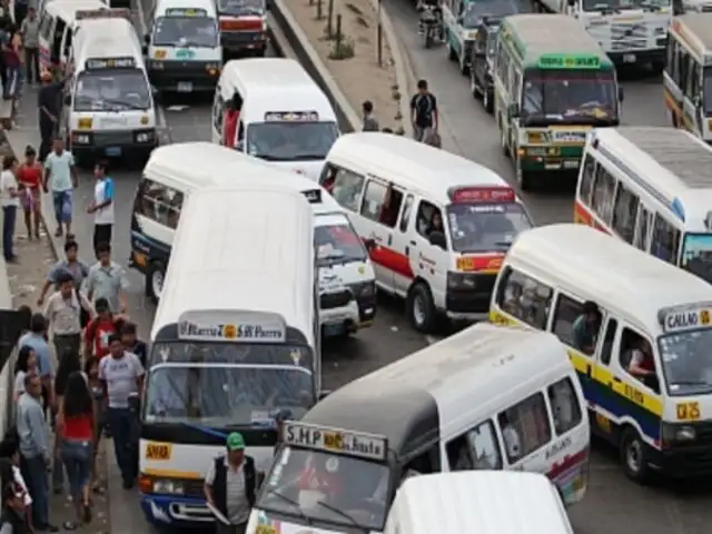 ¡Se sienten desprotegidos! Pasajeros y choferes denuncian ausencia de policías en buses y paraderos