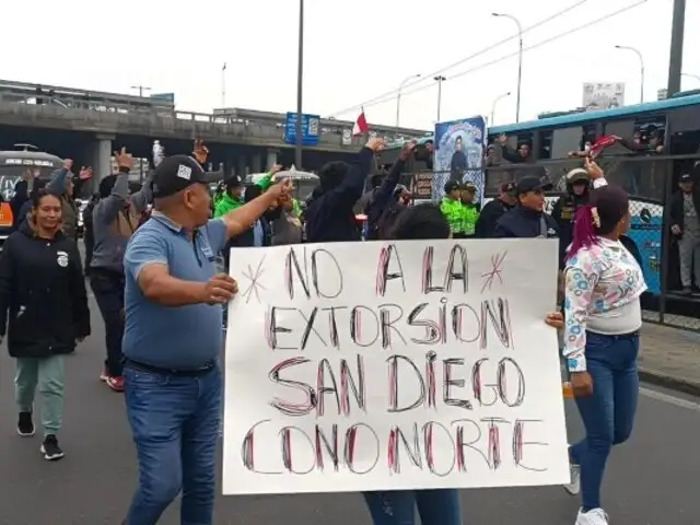 Paro de transportistas en Lima Norte: amedrentan a conductores por no unirse a la protesta