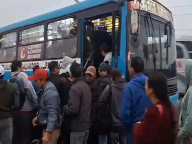 Ate: amenazaron con palos a conductores que no acataron paro de transportistas