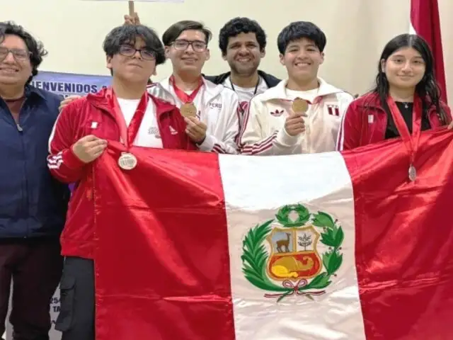 Escolares peruanos ganan 2 medallas de oro en Olimpiada Iberoamericana de Matemáticas