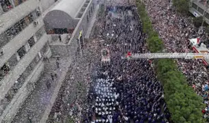 Señor de los Milagros: miles de fieles acompañan sagrada imagen en su primera procesión del año