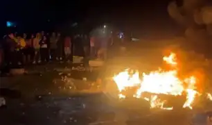 La Libertad: vecinos bloquean carretera Panamericana Norte en protesta por delincuencia desbordada