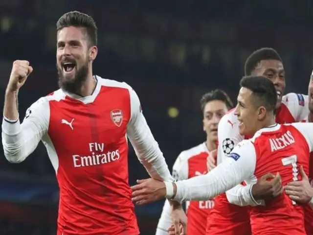 Arsenal vence 2-0 al PSG y logra su primera victoria en la Champions League