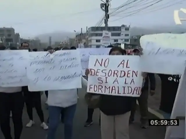 Después de 20 años: desalojan a ambulantes de los exteriores del mercado 1 de Septiembre en SJL