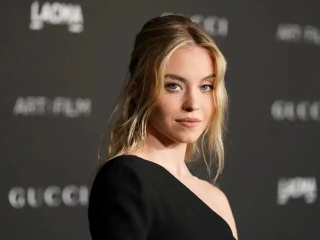 Sydney Sweeney expone acoso de paparazzi que le piden fotos en bikini para dejarla en paz