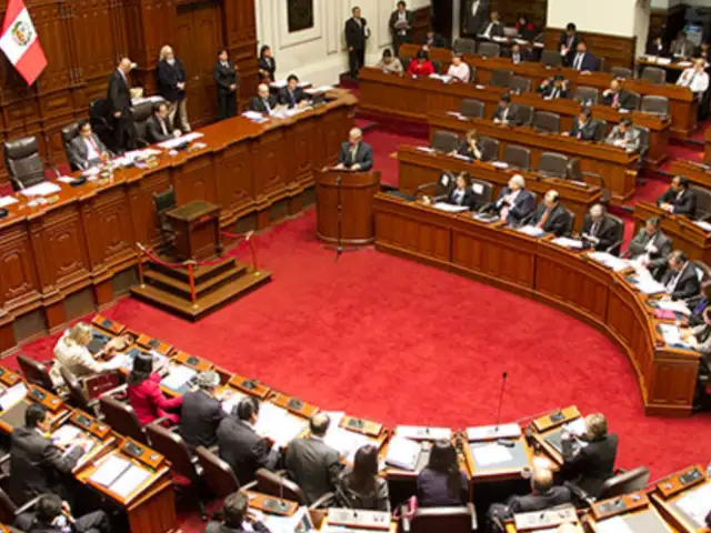 Congresistas divididos por propuesta de que las Fuerzas Armadas tomen el control del orden interno