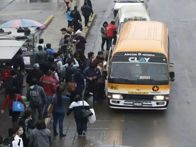 Lima Norte: ciudadanos retornan a sus hogares tras primer día de paro de transportistas