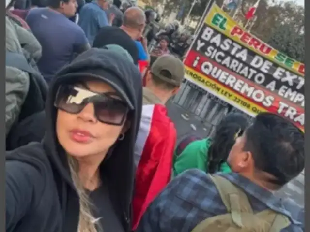 Pamela López se une al paro de transportistas y denuncia extorsiones: "También fui víctima"