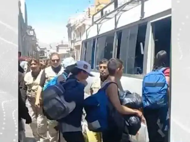 Arequipa: en amplio operativo intervienen a varios extranjeros indocumentados y los deportan