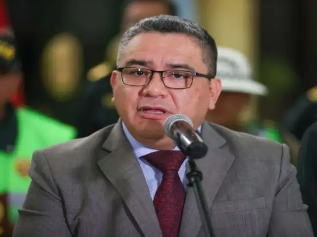 Ministro Santiváñez sobre colapso de la Morgue de Lima: "No depende de mí"