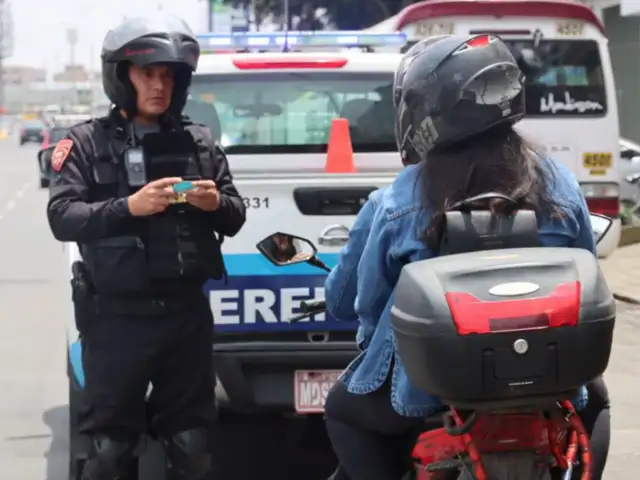 Al igual que Independencia: Puente Piedra prohíbe que dos personas transiten en una motocicleta