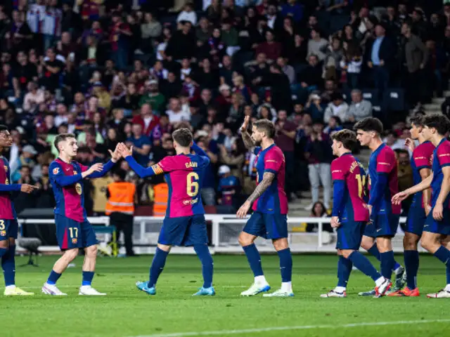 Barcelona golea al Sevilla y llega como líder para el clásico español ante el Real Madrid