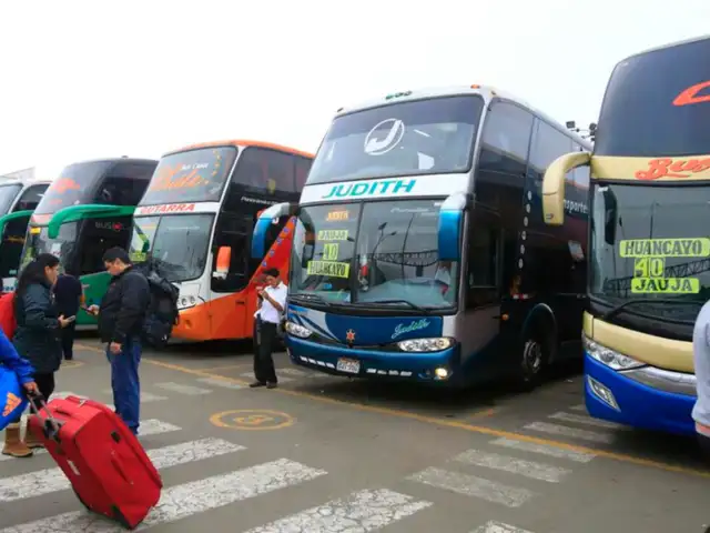 Transportistas interprovinciales y de carga no acatarán paro este 23 de octubre