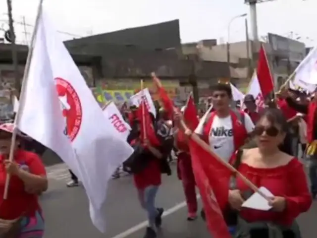 Movilización de gremios de construcción civil: casi 30 mil trabajadores marchan contra la extorsión y sicariato