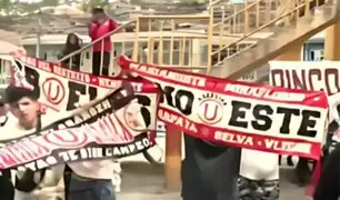 Andahuaylas: Hinchas de Universitario duermen en plaza de armas tras no conseguir hospedaje