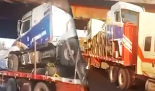 El Rímac: Tráiler impacta contra estructura del puente Ricardo Palma