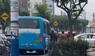 Atacan a balazos bus de transporte público cerca al Óvalo de Santa Anita