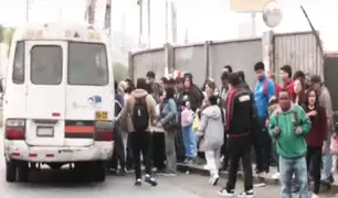 Cústers y buses lucen abarrotados en el primer día del paro nacional