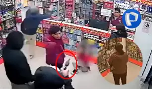 Asalto a mano armada en Pachacámac: tres delincuentes roban farmacia frente a un niño