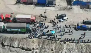 Arequipa: mineros artesanales bloquean carretera Panamericana Sur exigiendo ampliación del Reinfo