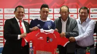 Cienciano advierte a Christian Cueva: "Lo queremos como futbolista, no como cantante"