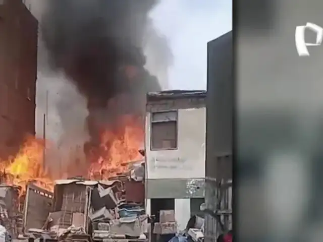 La Victoria: mujer resultó herida por incendio provocado por hinchas de Alianza